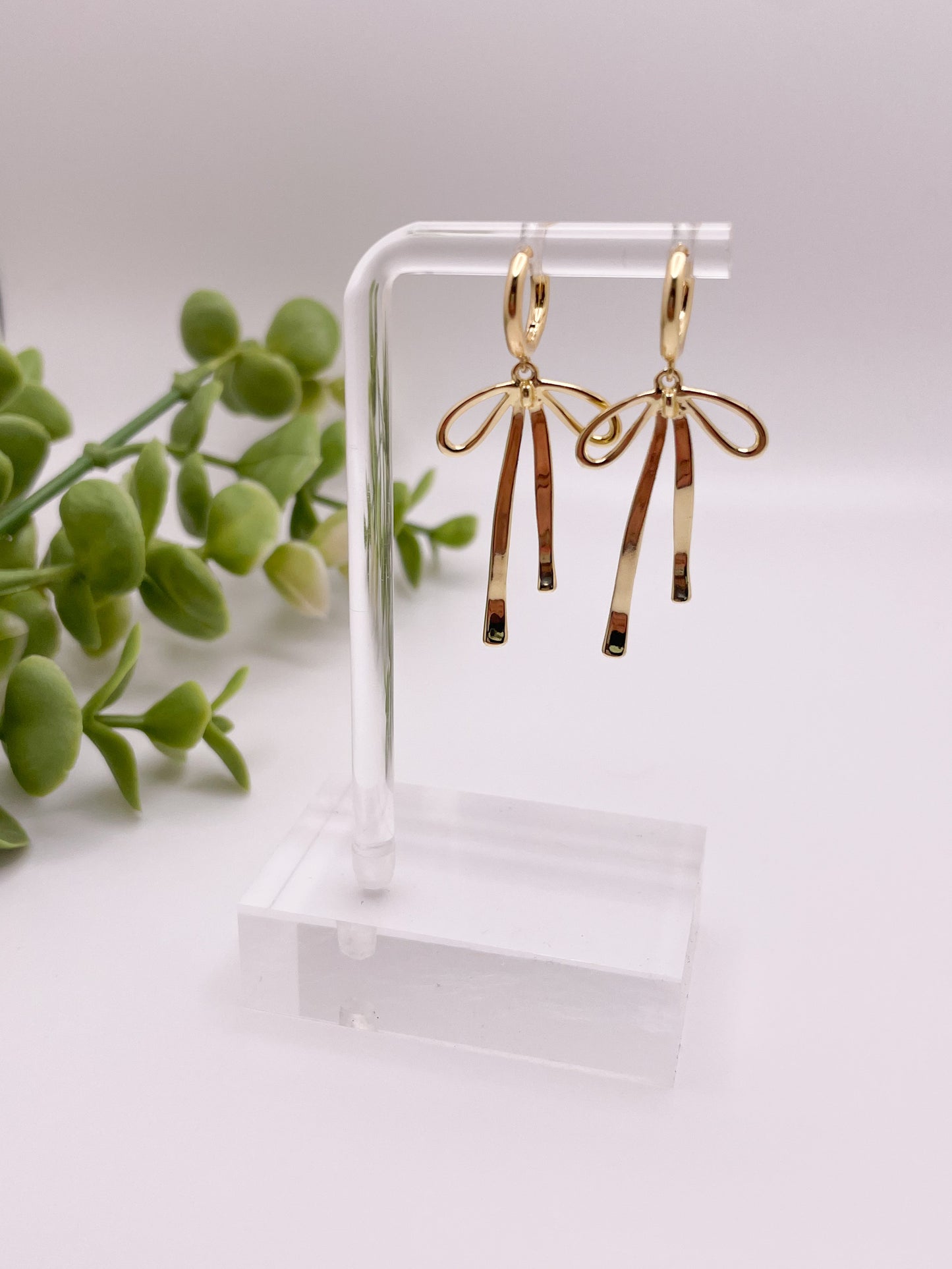 "Cherish" Huggie Bow Earrings